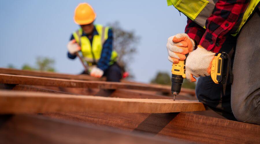 Expert Emergency Roof Repairs services in Center, TX